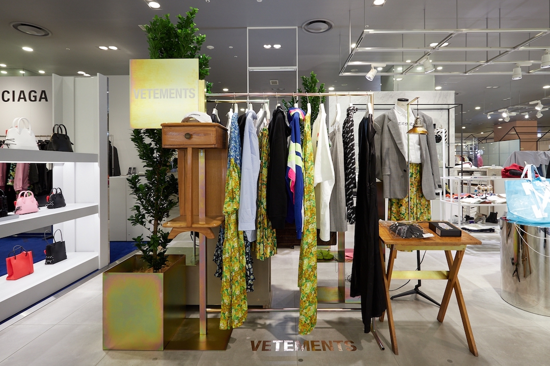 VETEMENTS04