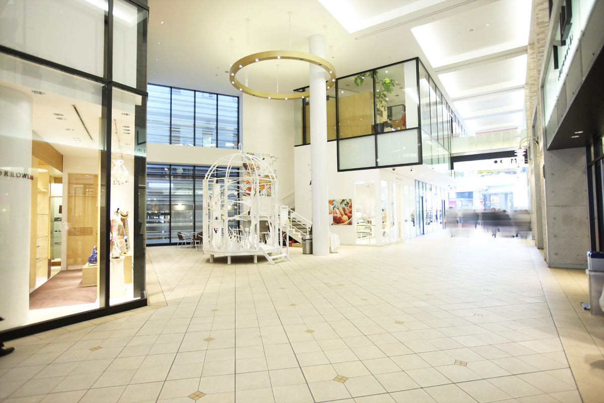 Nu chayamachi Christmas Installation02