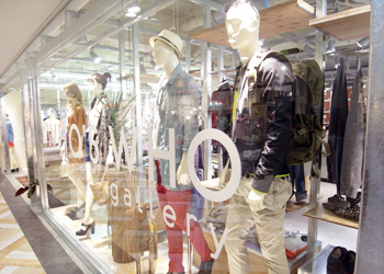 	WHO′S WHO gallery Shinjuku LUMINE EST_sum