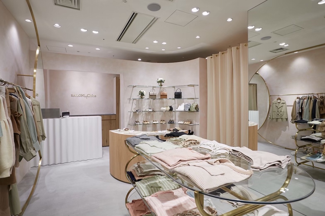 SALON by Chico LUCUA OSAKA05