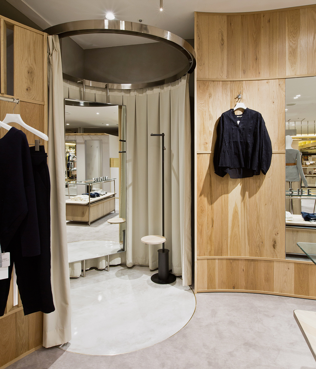 SHENERY 新宿ルミネ２ 06